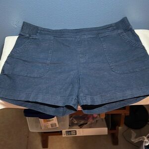 Wahine Blue ladies shorts Sz XL like new